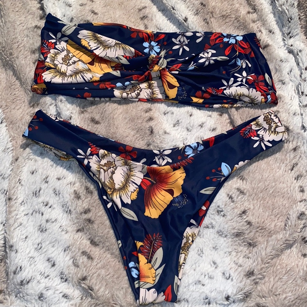 Bathing suit